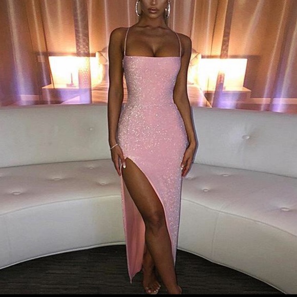 Pink sequined effect stretchy dress - Picture 2 of 3